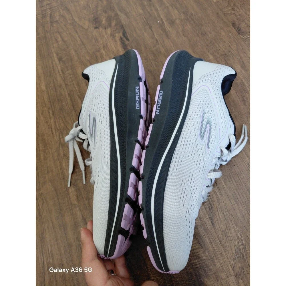 Skechers Go Run Consistent 2.0 Mile Marker Lace Up Gray Sneaker Women Sz 10